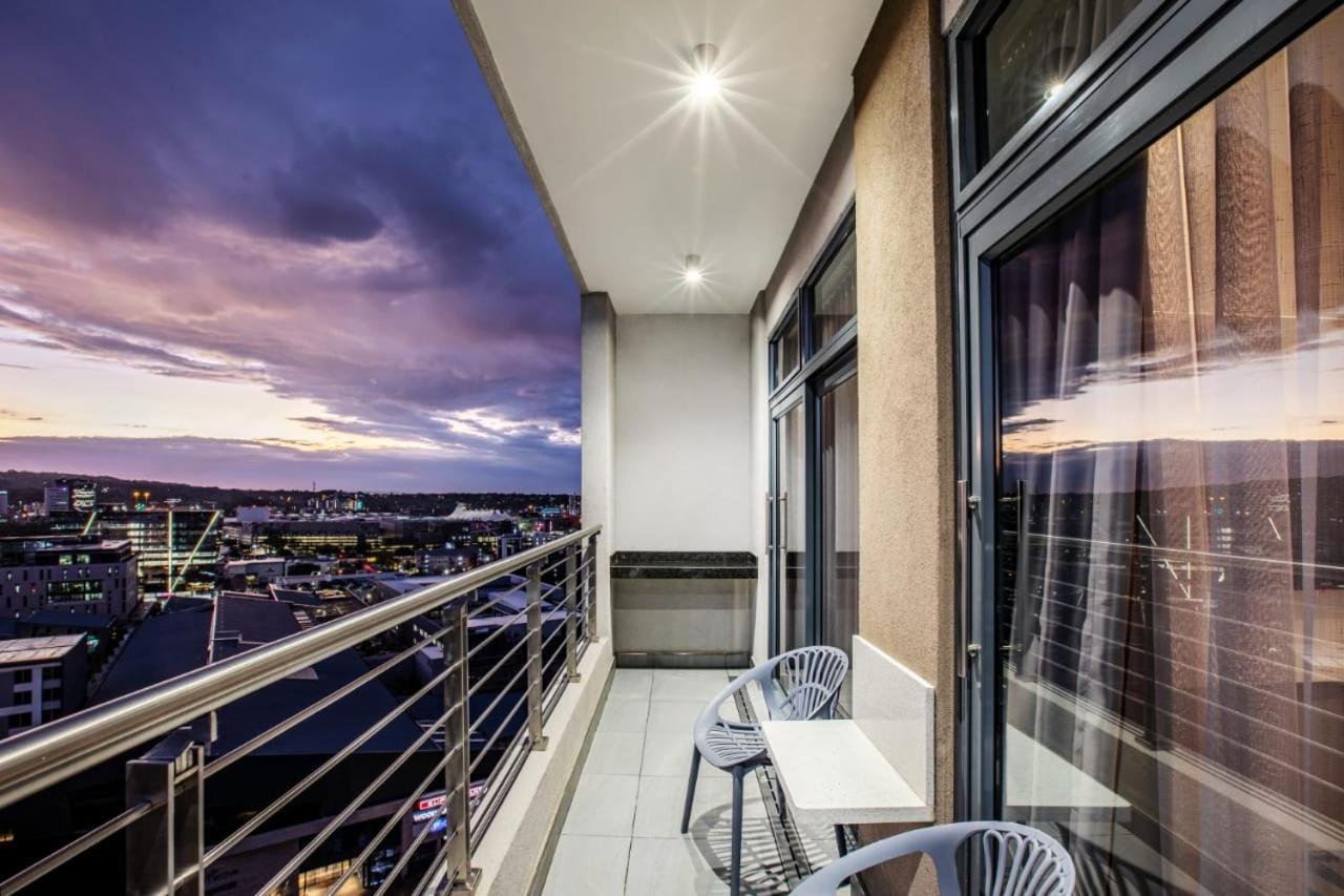 פרטוריה Menlyn Maine Residence Unit 1419 מראה חיצוני תמונה